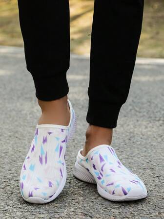 Men's Colorful Geometric Print Breathable Mesh Slip-On Casual Sports Shoes/Sandals, High Elastic Mesh Upper Comfortable Low-Top Fashion Sports Slippers
