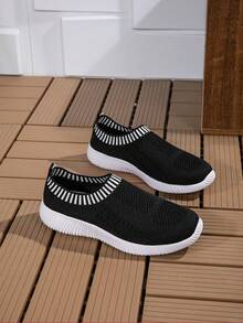 Women's Breathable Knit Sneakers Casual Lace Up Outdoor Shoes Lightweight Solid Color Shoes Personalized Comfortable Minimalist EVA Sneakers For Women - Black - View 5