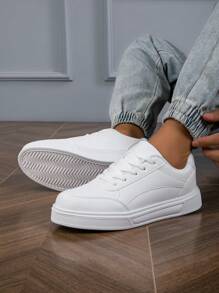 Men's Leather Outdoor Training Casual Shoes, Warm Waterproof Cotton Shoes, Black Thick Sole Work Sneakers, Non-Slip Wear-Resistant Thermal Lined Women's Sports Shoes