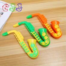 2 peças/Conjunto Brinquedos de Instrumentos Musicais Plásticos Realistas Variados, Feitos de Materiais Plásticos para Brincadeiras Normais, Adereços de Performance de Festa, Presente de Festa, Presente para Volta às Aulas e Temporada de Formatura
