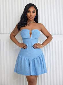 Vestido corto mini tipo paraguas sin tirantes de verano con tejido de lujo ligero sexy y moderno, con textura y aro de metal retorcido para mujer "Amarilo"