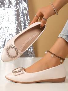 Fall/Winter Plus Size Women Rhinestone Buckle Round Toe Ballet Flats, Slip On Comfortable Casual Shoes - Beige - View 6