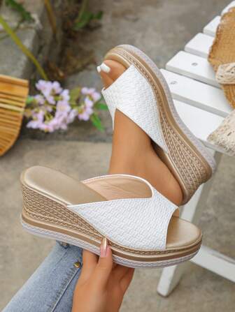 Women's Fashionable Casual Comfortable Minimalistic Outdoor Versatile Platform Thick Sole Gold & White Elevated Wedge Shoes, Suitable For Older Mothers