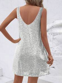 时尚亮片无袖露背迷你连衣裙，欧美风格，性感闪亮派对礼服 - 銀色 - 查看 4
