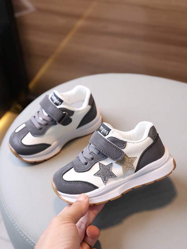A Pair Of Unisex Girls' White Shoes 2024 Spring And Autumn New Soft Soled Non Slip Leather Surface Children's Sports Shoes Spring Small And Medium-Sized Boys' Baby Shoes