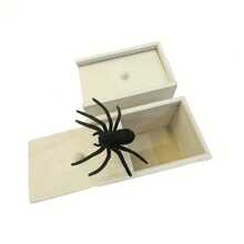 Caja de broma de araña original, juguete de caja de madera divertido, caja de regalo sorpresa divertida para Navidad, Halloween, broma práctica y kit de regalo sorpresa, sorprende a tu familia y amigos con este divertido juguete de caja de madera con araña. ¡Caja de madera creativa hecha a mano!