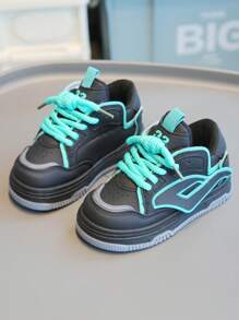 1 Pair Unisex Kid's PU Crossed Lace-Up Anti-Slip Round Toe Thick Sole Flat Soft-Sole Cute Sport Sneakers, Versatile Casual Basketball Shoes, Suitable For All Seasons