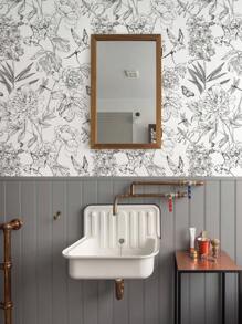 1 Roll Simple White Flower & Butterfly Botanical Print Home Decor Wallpaper, Indoor Renovation Wallpaper, Minimalist Floral Leaf Design Self-Adhesive Waterproof Oil-Proof Sticker For DIY Furniture Cabinet Decoration