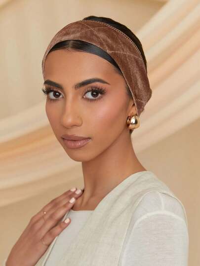 1条防滑丝巾头带，宽版天鹅绒发带，可调节长度，适合穆斯林女性佩戴，固定头巾，可作连衣裙配饰。