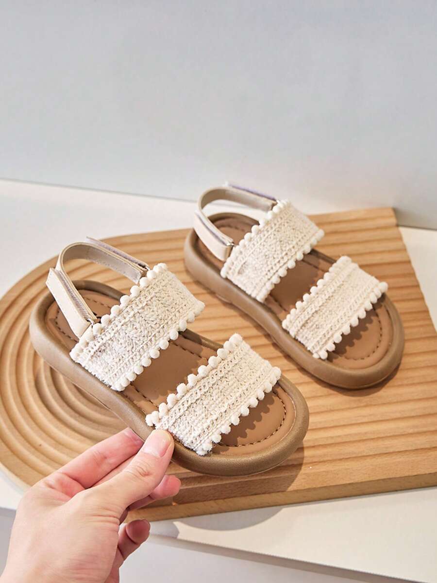 1 Pair Spring/Summer Woven Fabric Toddler Girls Comfortable Soft Sole Cute Beach Sandals, Suitable For Indoor And Outdoor Wear - Beige - View 1