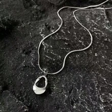 1pc Fashion Versatile Minimalist Titanium Steel Hollow Water Drop Pendant Necklace