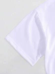 T-shirt casual à manches courtes pour femmes avec citation française et design floral - col rond, tenue décontractée, t-shirts pour dames "Adorable Aisles"