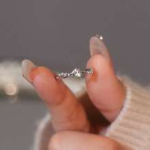 1 Peça Anel de Noivado de Diamante Moissanite Elegante Autêntico de 0,3 Quilates, Anel de Casamento de Prata Esterlina S925 com Pequeno Quilate de Moissanite para Mulheres, Acompanhado de Certificado e Caixa da Marca