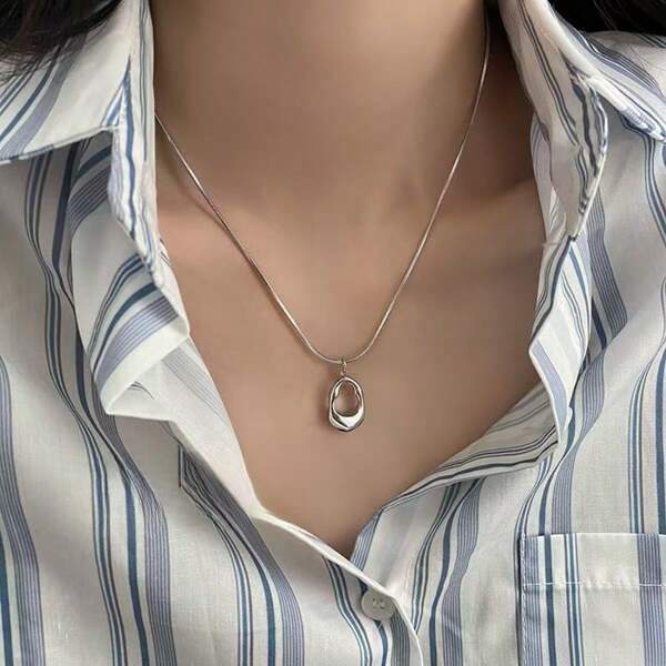 1pc Fashion Versatile Minimalist Titanium Steel Hollow Water Drop Pendant Necklace