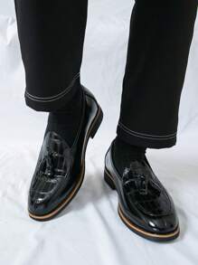 Casual Fringed Tassel Loafers, Versatile For Business, Party, Wedding, Pointed Toe Design