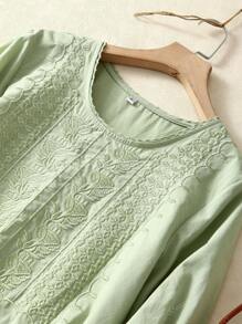 Blusa holgada con cuello redondo, manga farol y bordados florales para mujeres, primavera/verano