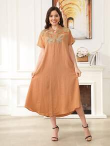 2026 New Style Ramadan Traditional Elegant Green Embroidered Arabic Dress, V-Neck Arched Hem Creative Saudi Long Robe - Orange - View 2