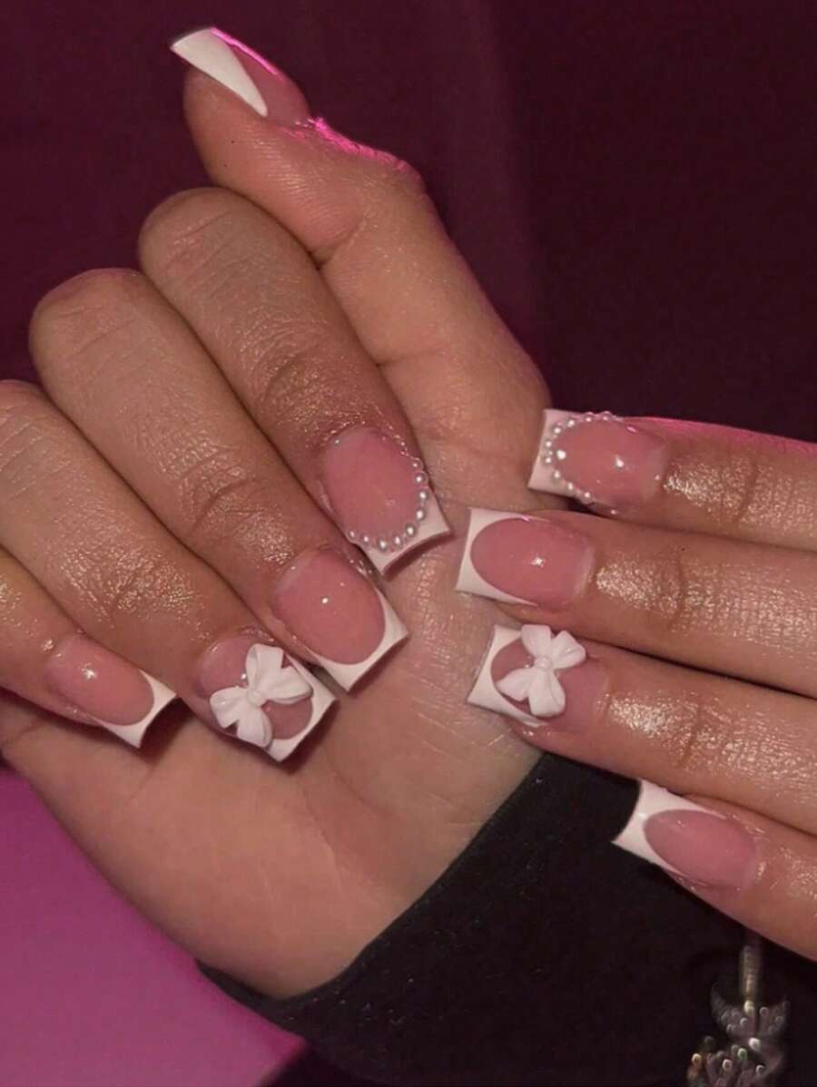 24 Stück mittlere quadratische Aufklebe-Nägel mit weißer französischer Spitze, rosa XXL/XXXL lange quadratische Nägel mit Schleife & Perlen verziert, süßer Stil Komplett-Abdeckung für Frauen und Mädchen, Sommer Nägel Kunst Charme, Täglicher Gebrauch Nagel Zubehör