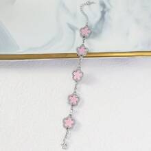 1pc Light Luxury Single-Sided Zirconia Inlaid Stainless Five Leaf Grass Bracelet, For Daily Wear, Dating, Vacation And Other Occasions. Made Of Hypoallergenic Titanium Steel And Popular Jewelry, It Is The Perfect Gift For Girlfriends ﻿