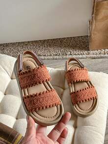 1 Paar Niedliche gewebte Material Weichsohlen Sandalen für kleine Mädchen, bequeme Innen-/Außen Strandschuhe