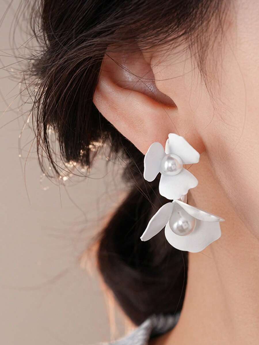 New Spring Floral Pearl Earrings, Pure White Elegant Stud Earrings, Refreshing & Versatile Jewelry For Women