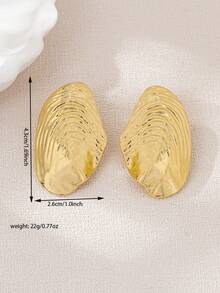 1 Pair Fashionable Elegant Delicate Shell Shape Stud Earrings - Golden - View 2