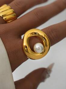Frminee 1 pieza Anillo de acero inoxidable chapado en oro de 18K con perla, diseño de lujo elegante y vintage para uso diario, fiestas, bodas, regalo para el día de la madre