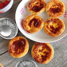 200 moules à tartelettes en feuille d'étain jetables | 7,4 * 2 cm, mini moule rond à tartelette aux œufs, très adapté pour la cuisson de tartes, gâteaux aux œufs et au lait, puddings