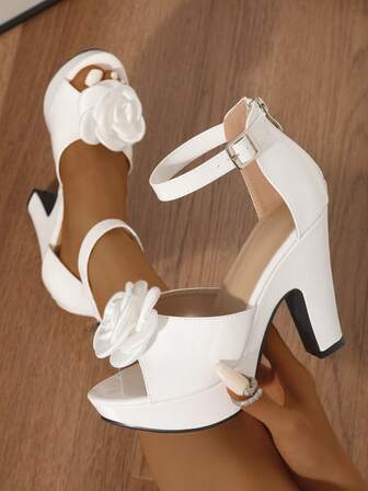 11.3cm Sexy Patent Leather Floral Waterproof Platform Super High Heel Peep-Toe Sandals, Women Thick Heel Roman Shoes, 2025 New Arrival Women Casual Fashion Shoes