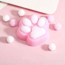 1 pièce Mignonne patte de chat pelucheuse anti-stress : Jouet à presser et à pincer portable, idéal pour le bureau, l'extérieur et les cadeaux de vacances - Petit cadeau amusant, cadeau de Noël, faveurs de fête, remplissage de sac-cadeau, prix de classe, objet à presser pour le bureau