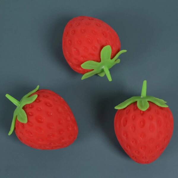 Cute Flowing Strawberry Squeezy Stress Relief Toy