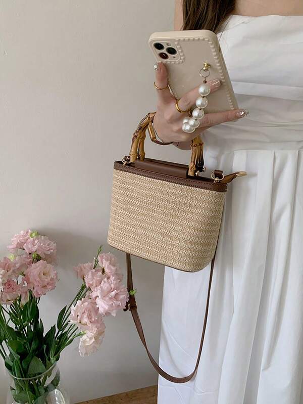 Borsa a mano intrecciata a nodo in bambù | Intreccio in paglia di alta qualità + patchwork in pelle PU | Stile giapponese artistico | Design del manico con nodo in bambù per uso a mano/a tracolla 2 in 1 | Grande capacità di stoccaggio a più strati per telefono/chiavi/rossetto | Accessorio casual da spiaggia/viaggio/campagna | Artigianale leggero e traspirante | Borsa da donna con design di nicchia