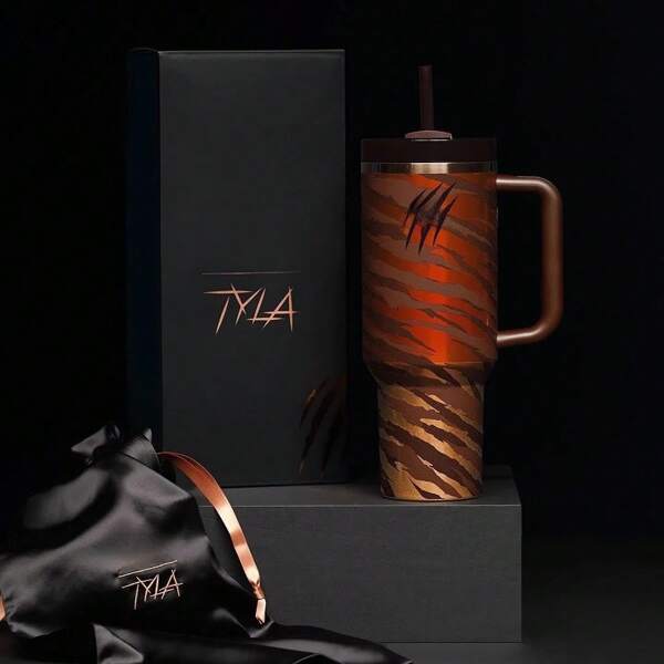 Stanley2025 40 Oz H2.0 Insulated Tumbler,With A Comfortable Handle, Featuring Double-Walled Vacuum Insulated Stainless Steel Construction. This High-Quality Drinkware Keeps Your Beverages At The Perfect Temperature, Whether It's Hot Or Cold, Ensuring The Original Taste Is Preserved For Longer Periods. Designed To Be Lightweight And Portable, It's Perfect For Outdoor Activities Like Camping, Hiking, Driving, And Travel. With A Large Capacity, It Meets Your Hydration Needs Throughout The Day. Stylish And Convenient To Carry, It's An Ideal Choice For Outdoor Enthusiasts And Makes A Thoughtful And Practical Gift, Whether For Friends Or Family.