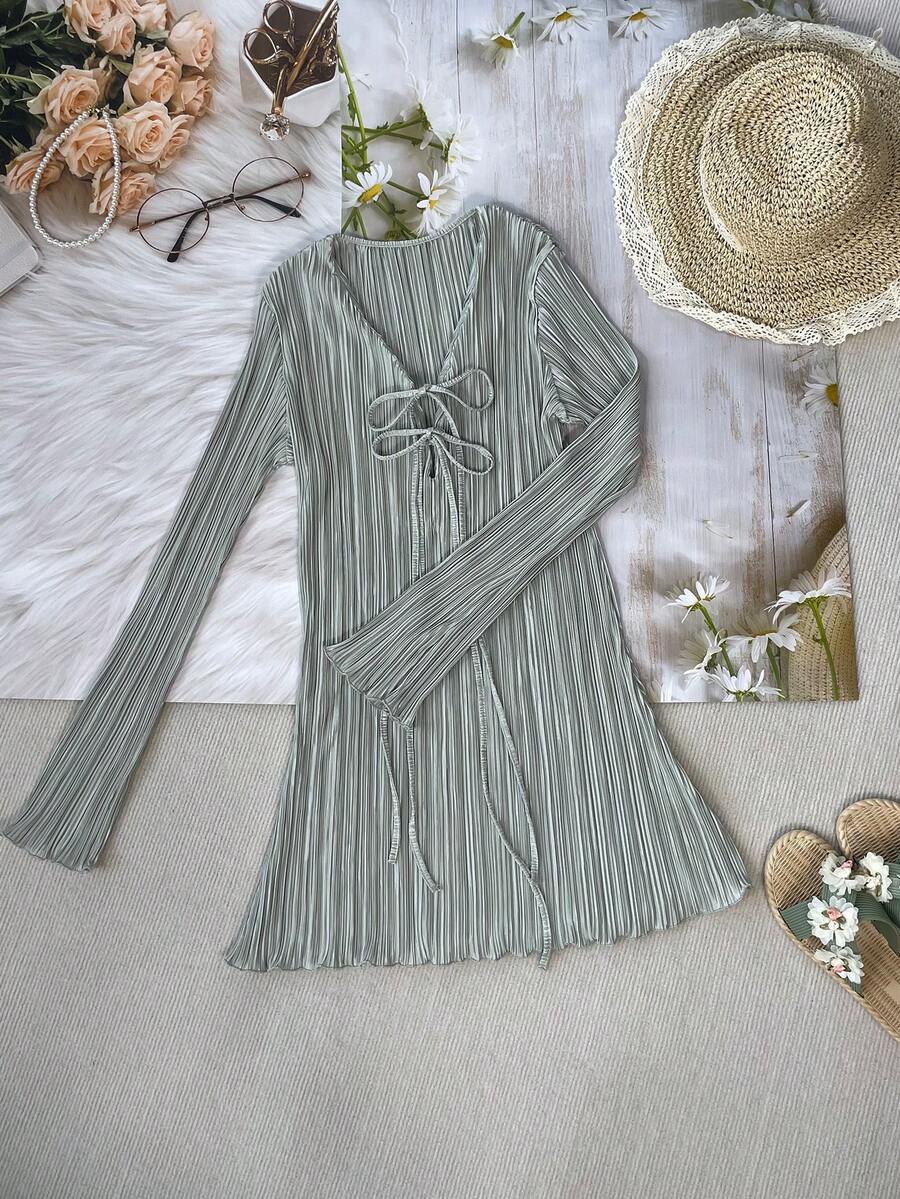 Plus Size V-Neck Long Sleeve Tie Waist Flare Hem Solid Color Mini Dress, Stylish & Slimming