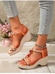 Sandalias de cuña con plataforma y tacón grueso para mujer, sandalias bohemias con cuentas y diseño slip-on