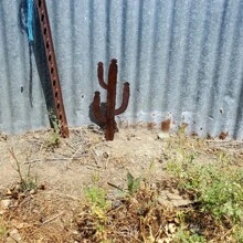 1 Stück rostiges Metall Kaktus Kaktus Gartenkunst - Vintage Wüstengarten Stecker für Outdoor-Dekoration, perfekt für Blumentöpfe, Wiesen, Rasenflächen und Muttertagsgeschenke, Kaktus-Dekoration