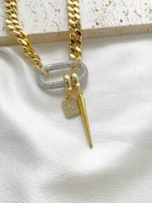 1Pc Chunky Rhinestone Mountaineering Buckle With A Rhinestone Letter And Rivet Pendant Women's Necklace, Initials Necklace, Gorgeous And Retro, Suitable For Women To Wear At High-End Parties