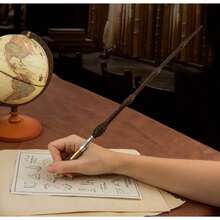 Harry Potter 阿不思鄧不利多魔杖筆書寫流暢均勻，非常適合工作、學習 - 阿不思鄧不利多魔杖筆符合人體工學的原創設計，易於握持，是實用和裝飾禮物的完美選擇 ⚫ 免費送貨 ✅ 24/48 小時內送達西班牙（半島）