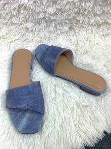 简约牛仔风格女士平底拖鞋，2025夏季新款休闲户外时尚舒适百搭系带一脚蹬波西米亚拼色