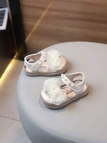 1 Pair Girls Flower Pattern Pearl Decor Strap Flat Sandals, Classic Children Summer Shoes Suitable For Toddler Girls, Spring/Summer/Autumn/Winter