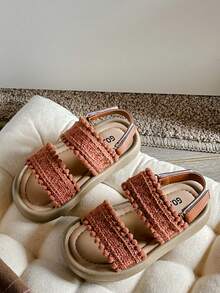 1 Paar Niedliche gewebte Material Weichsohlen Sandalen für kleine Mädchen, bequeme Innen-/Außen Strandschuhe