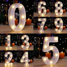 1 个 LED 发光数字灯，高 21.8 厘米，适合 16、18、21、30、40、50、60、70、80 岁生日装饰，装饰性 LED 数字灯，生日派对装饰，电池供电的 LED 装饰，适合生日、周年纪念、婚礼、圣诞节、情人节、毕业典礼和新年庆祝活动、家庭聚会、节日装饰、酒吧、咖啡厅、房间装饰，送给朋友和家人的好礼物（暖白色，不含电池，免费组合）