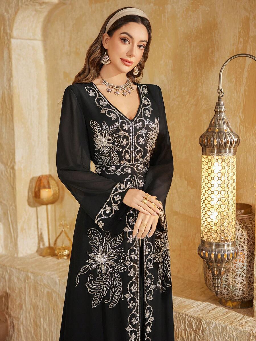 Jubah Wanita Lengan Panjang Berhiaskan Manik-Manik 2 In 1