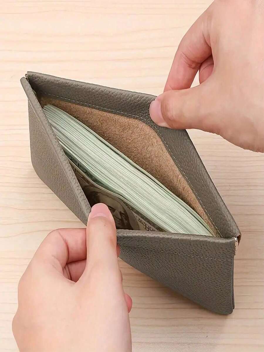 1pc. Self-Closed Head-Layer Leather Wallet. Passport And Driver's License Certificate Set. Headphone Data Cable Storage. Cash Storage Bag. Makeup Bag
