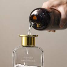 1pc 250ml Modern Minimalist Style Fragrance Refill For Aromatherapy Diffuser. Suitable For Spreading Fragrance, Eliminating Odor, Adding Aroma To Gypsum Ornaments , Clothing And Special Occasions Like Gifts And Festive Party In Hotels, Living Rooms, Bedrooms, Bathrooms, Etc. No Fire Hazard.