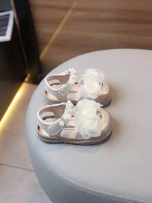 1 Pair Girls Flower Pattern Pearl Decor Strap Flat Sandals, Classic Children Summer Shoes Suitable For Toddler Girls, Spring/Summer/Autumn/Winter