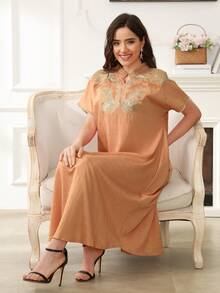 2026 New Style Ramadan Traditional Elegant Green Embroidered Arabic Dress, V-Neck Arched Hem Creative Saudi Long Robe - Orange - View 10