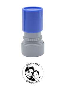 1 gepersonaliseerde, gegraveerde lichtgevoelige stempel met minimalistisch design. Stuur de afbeelding die u wilt personaliseren en wij maken een gepersonaliseerde stempel die uw unieke stijl laat zien. Geschikt voor studie, kantoor en dagelijks leven. Terug naar school: multifunctioneel, compact, met zegel, herbruikbaar, strijkvrij, kleurrijk, schattig, grappig, kawaii, modern, cartoon, koningsblauw. Uniek, gepersonaliseerde zelfinktende stempels, gepersonaliseerde naamstempels, gepersonaliseerde cadeaus voor vrouwen/mannen. Ideale cadeaus voor hem/haar, vriend(in), vriendin, vrienden, familie, kinderen, werknemers, voor school, voor zaken/werk/kantoor, terug naar school, schoolbenodigdheden.