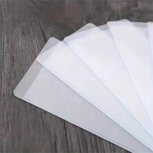 5/10/30 piezas Soportes duraderos e impermeables de PVC para tarjetas - Protectores de tarjetas de crédito e identificación resistentes a los arañazos, transparentes, se pueden lavar a mano, sin forro, estilo neutro (elige la cantidad) ! Adecuado para tarjetas de crédito, tarjetas bancarias, tarjetas de identificación, tarjetas de acceso, tarjetas de habitación, tarjetas de membresía, identificaciones estudiantiles, etc. ¡Regalos de Navidad, Halloween, Acción de Gracias, cumpleaños!