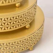 1pcsWrought Iron Decorative Cake Stand, Round Metal Cake Stand Dessert Display Stand, Wedding Birthday Party Celebration Dessert Cake Display Plate - Gold